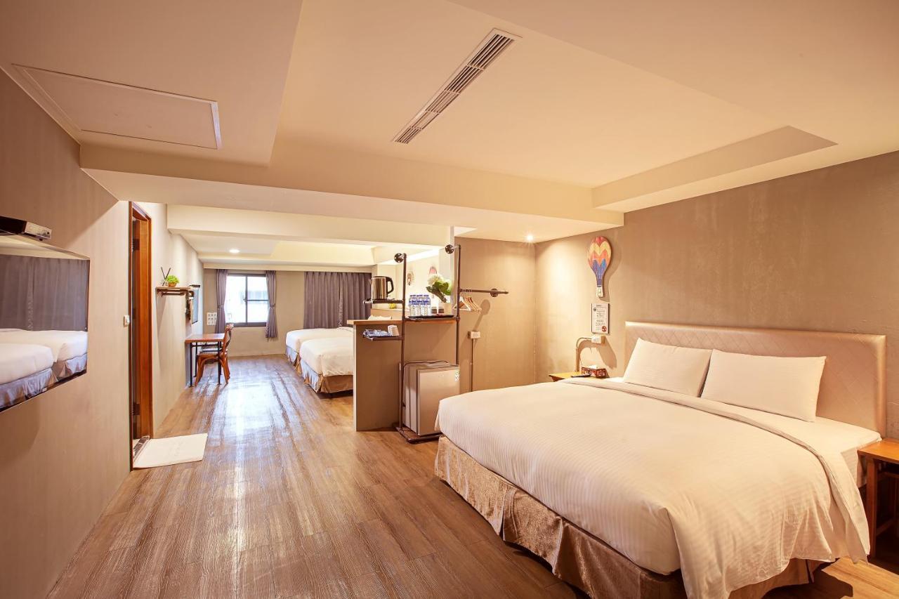 Tourism Inn Тайнань Экстерьер фото